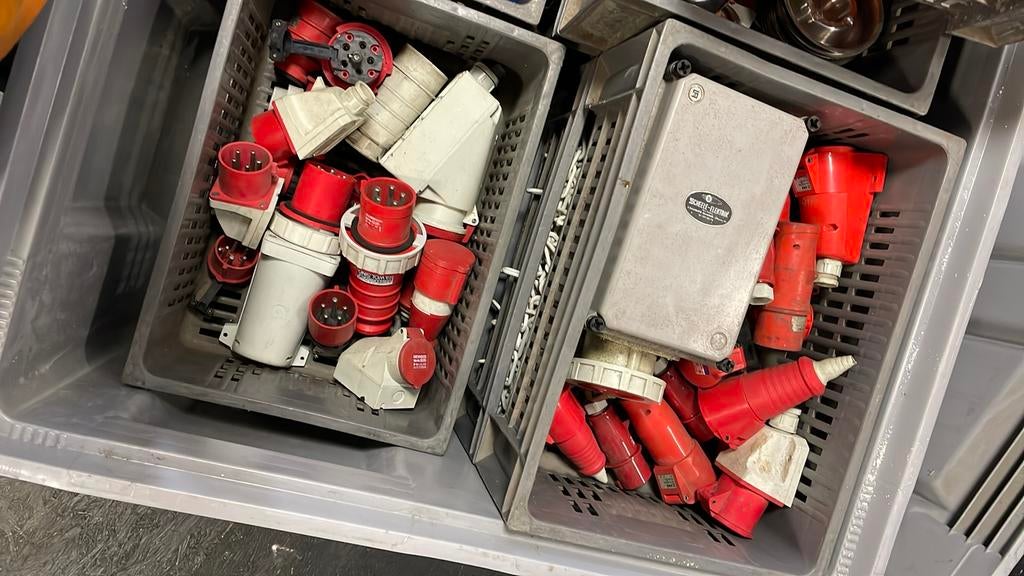 Partij Krachtstroom Stekkers & Wandcontactdozen – Diverse Ty, Ophalen of Verzenden, Nieuw