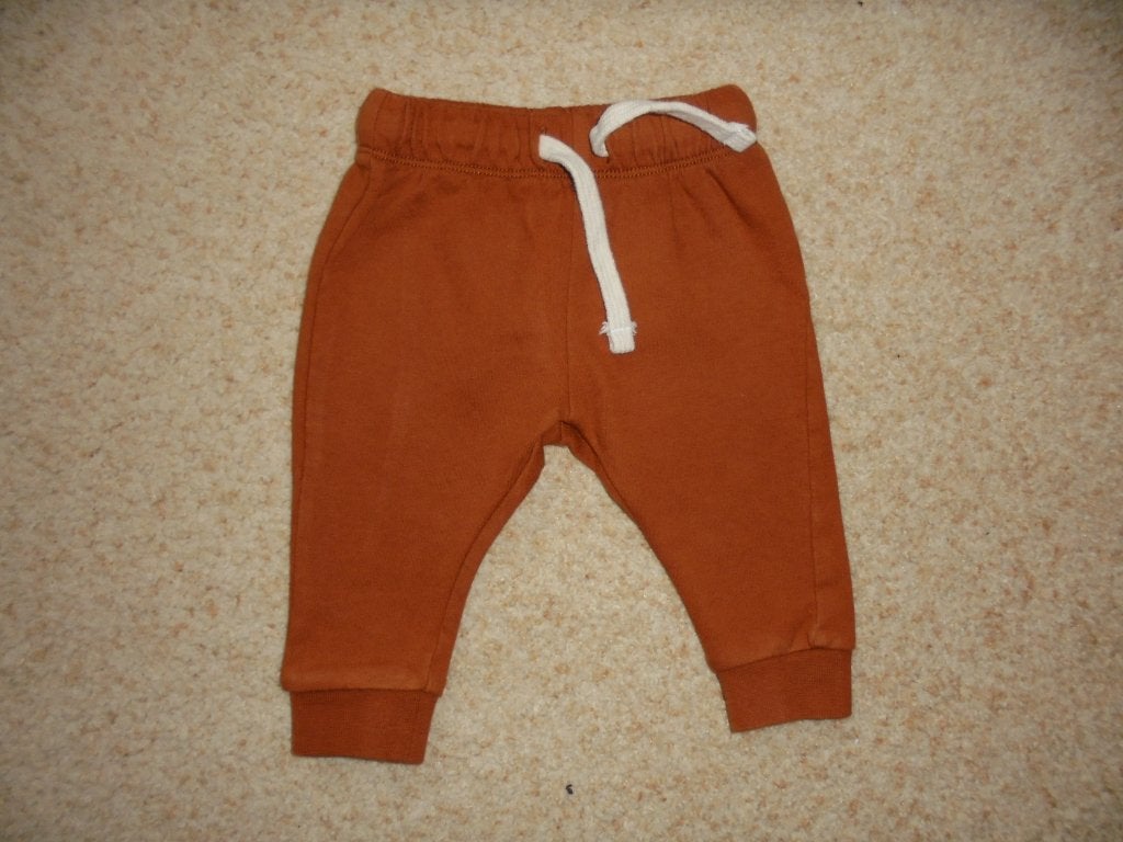 Bruin broekje HEMA, Kinderen en Baby's, Broekje, Ophalen of Verzenden, Zo goed als nieuw, Hema