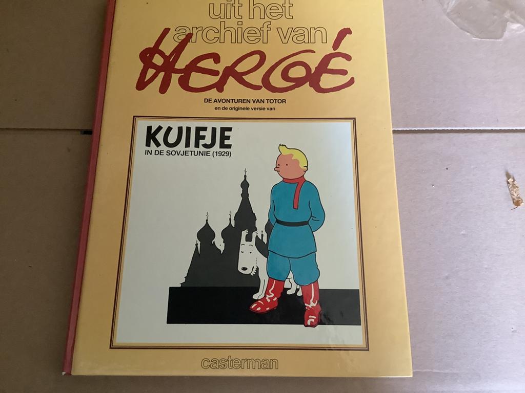 Kuifje in de Sovjetunie (1929) - Uit het archief van Hergé, Boeken, Eén stripboek, Ophalen of Verzenden, Gelezen