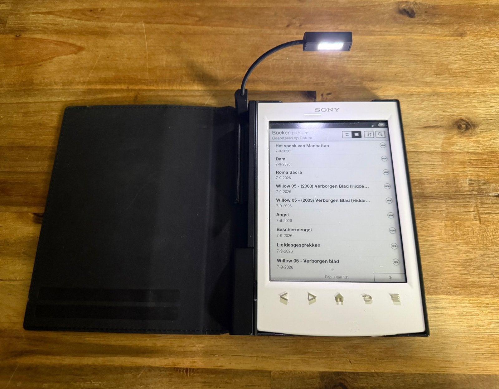 Sony PRS-T2 met 1179 boeken!, Ophalen of Verzenden, Zo goed als nieuw