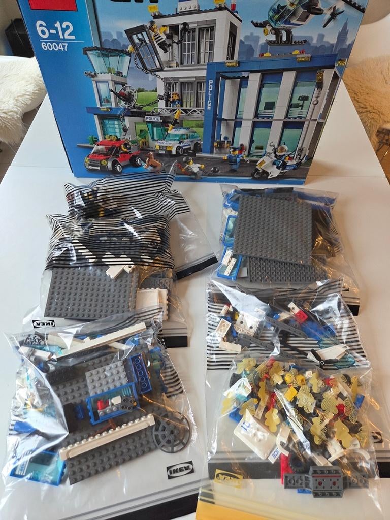LEGO City 60047 politiebureau met doos, City, Lego, Ophalen of Verzenden, Zo goed als nieuw