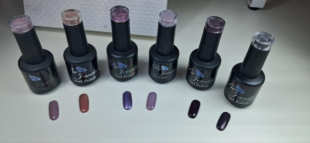 6 mooie gelpolish kleuren van Urban Nails, Sieraden, Tassen en Uiterlijk, Uiterlijk | Cosmetica en Make-up, Zo goed als nieuw