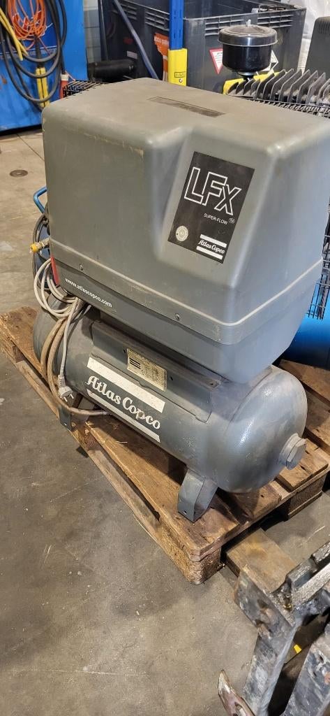 Atlas Copco LFX Super-Flow, Ophalen, Gebruikt, 6 tot 10 bar, Minder dan 200 liter/min