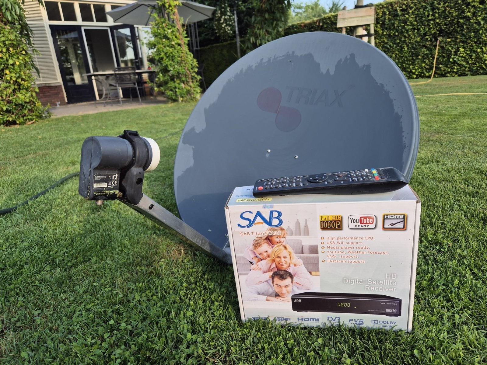 Digitale satelliet ontvanger Triax met Sab receiver en AB, Ophalen, Gebruikt, Overige merken