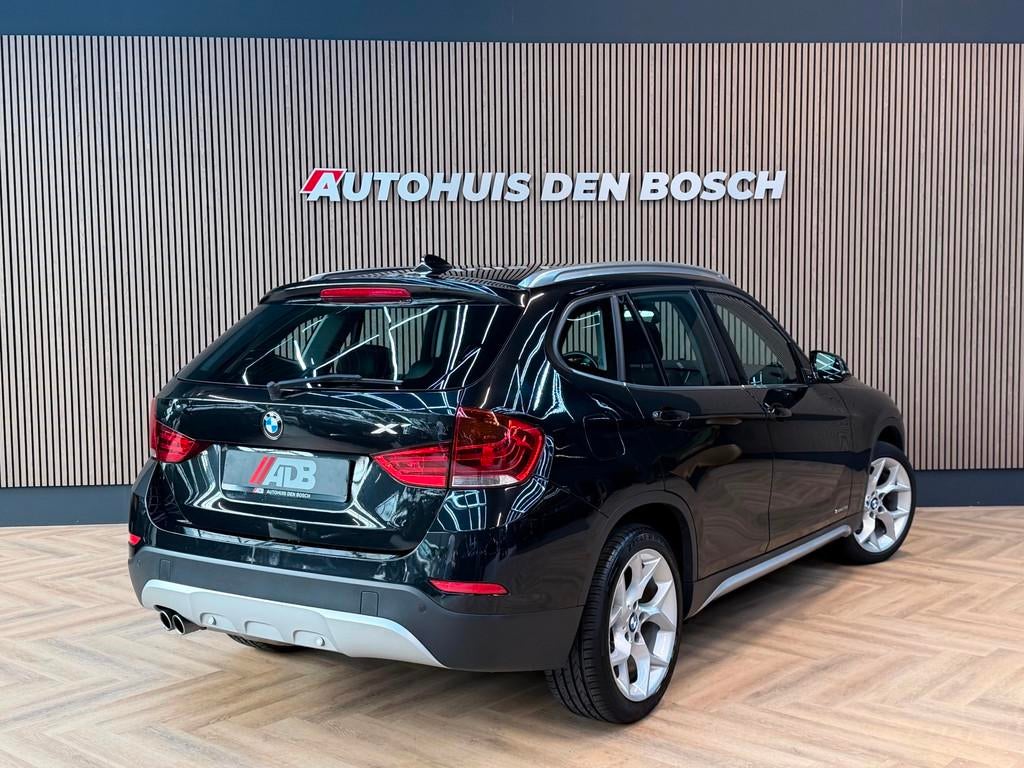 BMW X1 SDrive20i Business, Euro 6, 4 cilinders, USB, Zwart