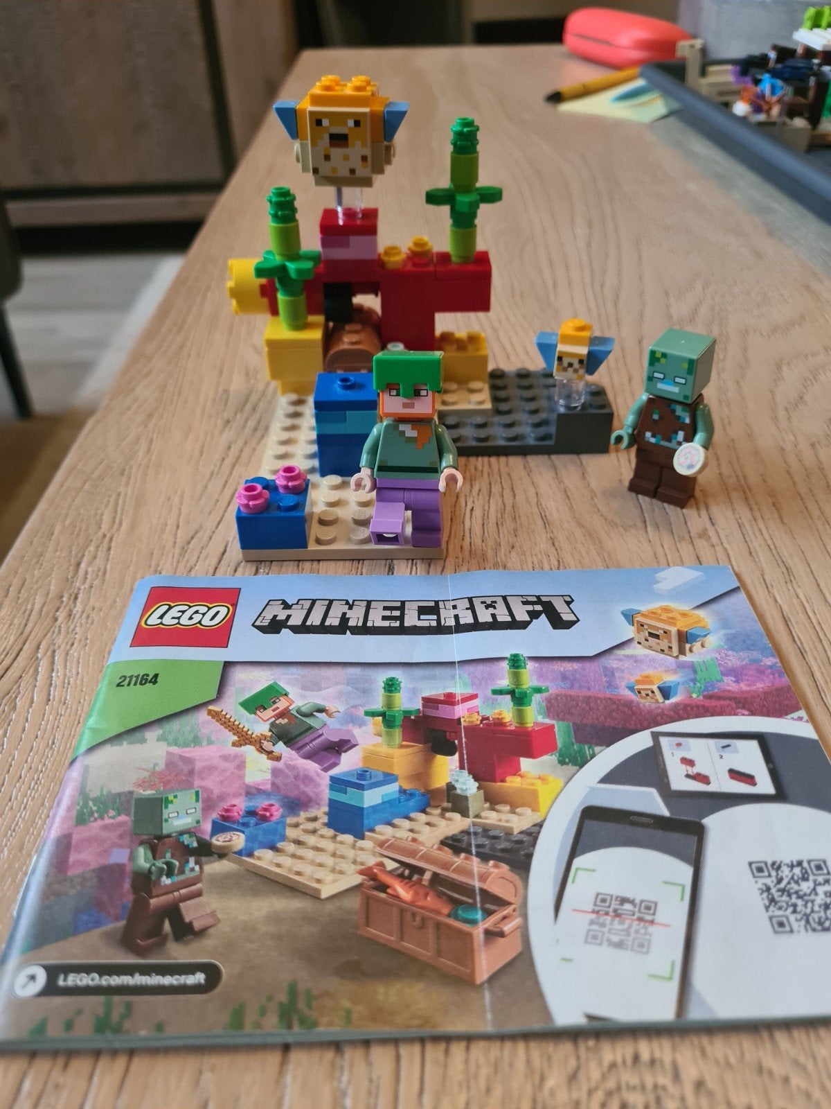 Lego Minecraft 21164-
Koraalrif., Ophalen of Verzenden, Zo goed als nieuw