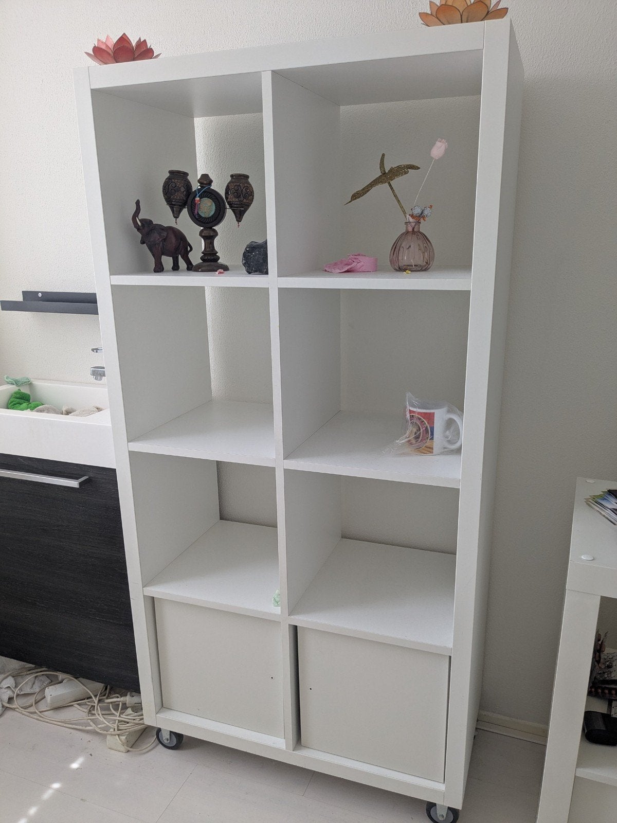 Witte IKEA Kallax Vakkenkast met Wielen Nette staat. IKEA KA, Ophalen of Verzenden, Zo goed als nieuw