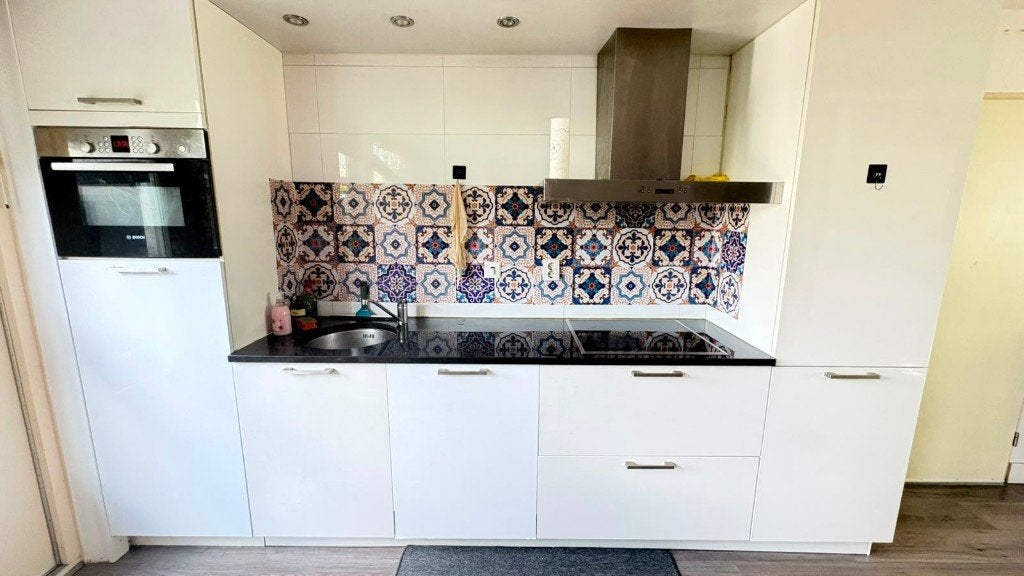 Complete keuken met Bosch oven, AEG kookplaat en graniet, Ophalen, Gebruikt, Wit, Graniet of Steen