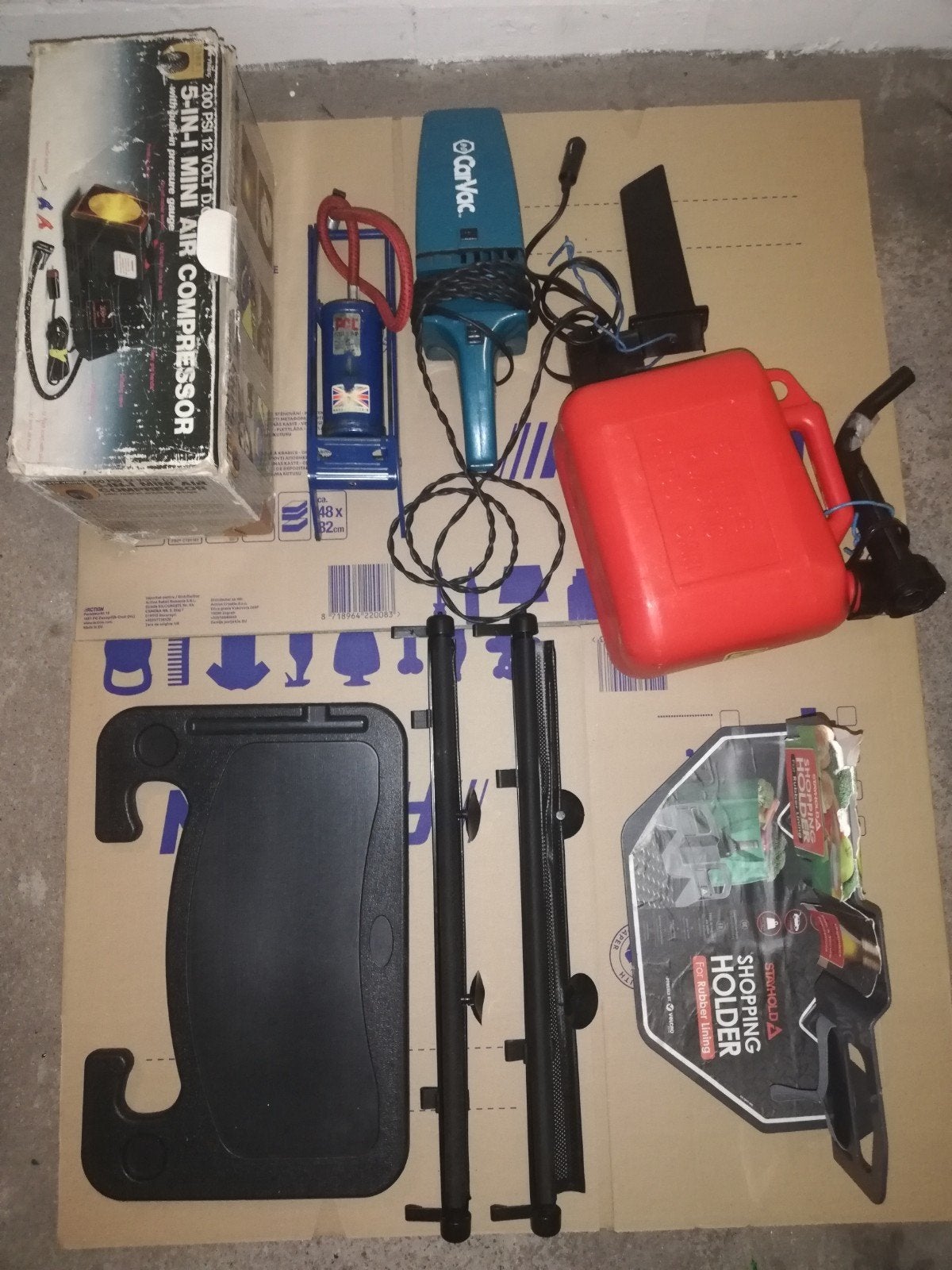 Diverse auto-accessoires: compressor, stofzuiger, jerrycan, Ophalen of Verzenden, Gebruikt