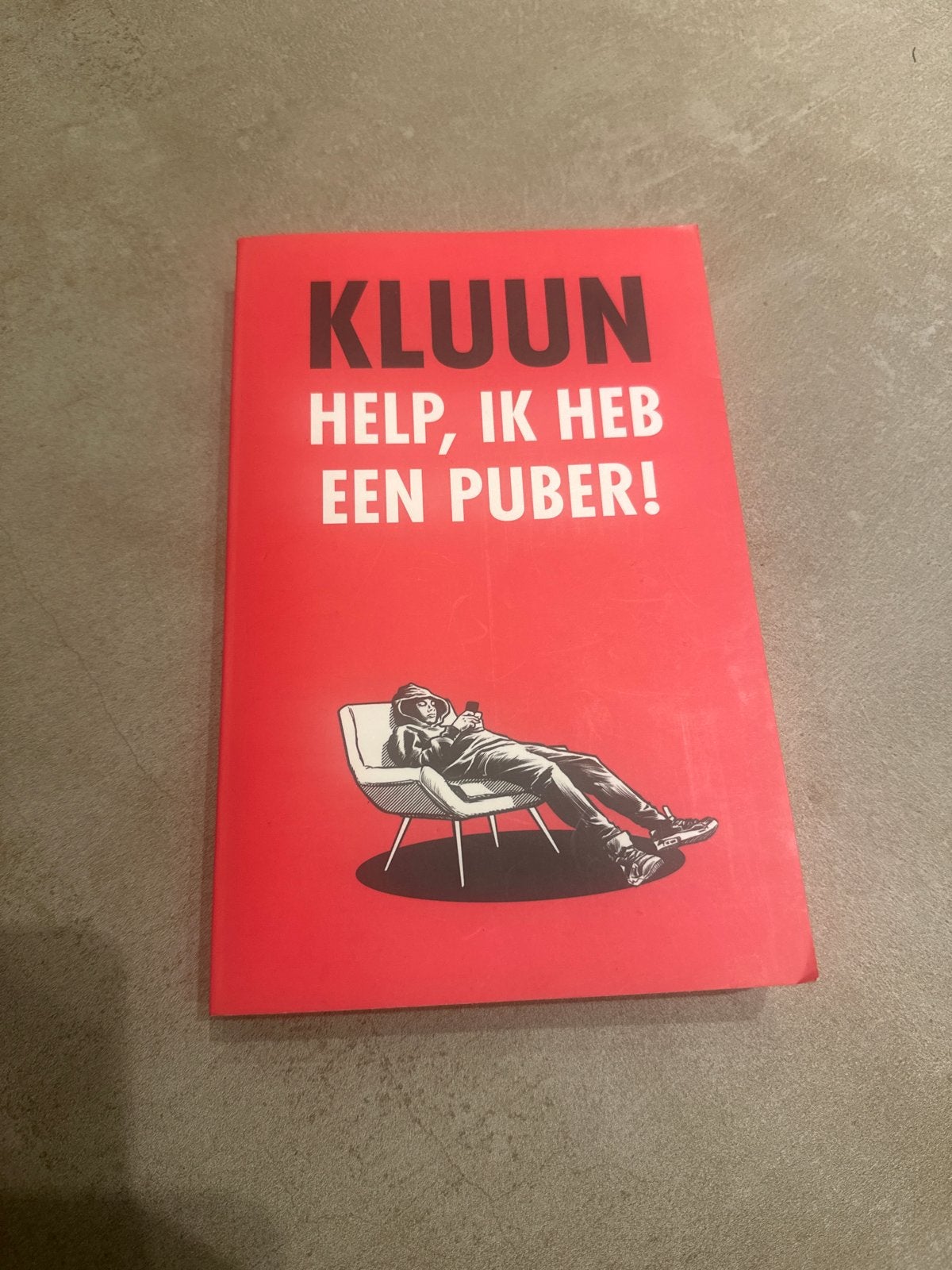Zo goed als nieuw - Kluun - Help, ik heb een puber! (Boek), Ophalen of Verzenden, Zo goed als nieuw