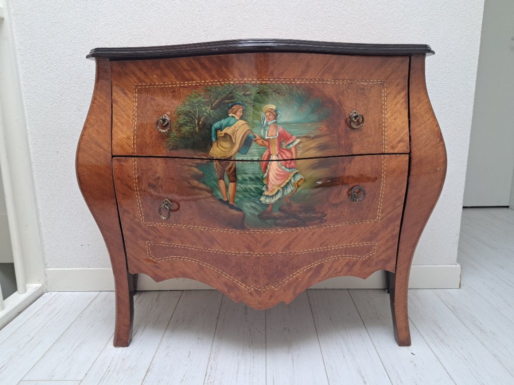 Gelakt romantisch kastje, Ophalen, Gebruikt, 1 of 2 laden, Minder dan 100 cm