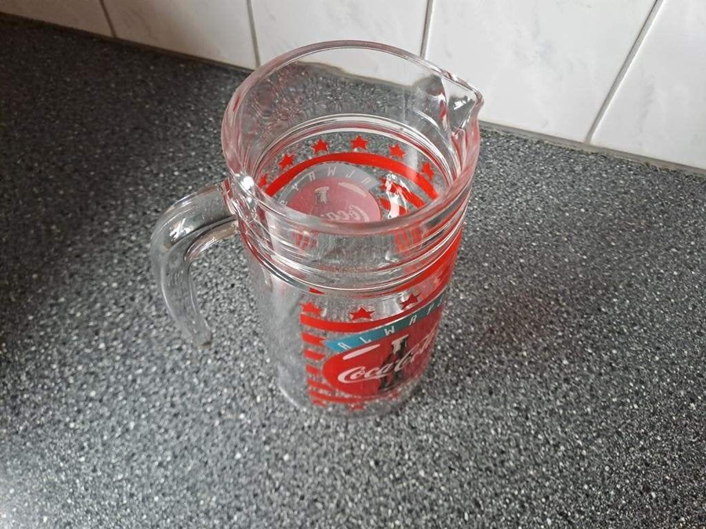 Coca-cola schenkkan waterkan., Verzamelen, Gebruiksvoorwerp, Onbekend, Ophalen of Verzenden, Zo goed als nieuw