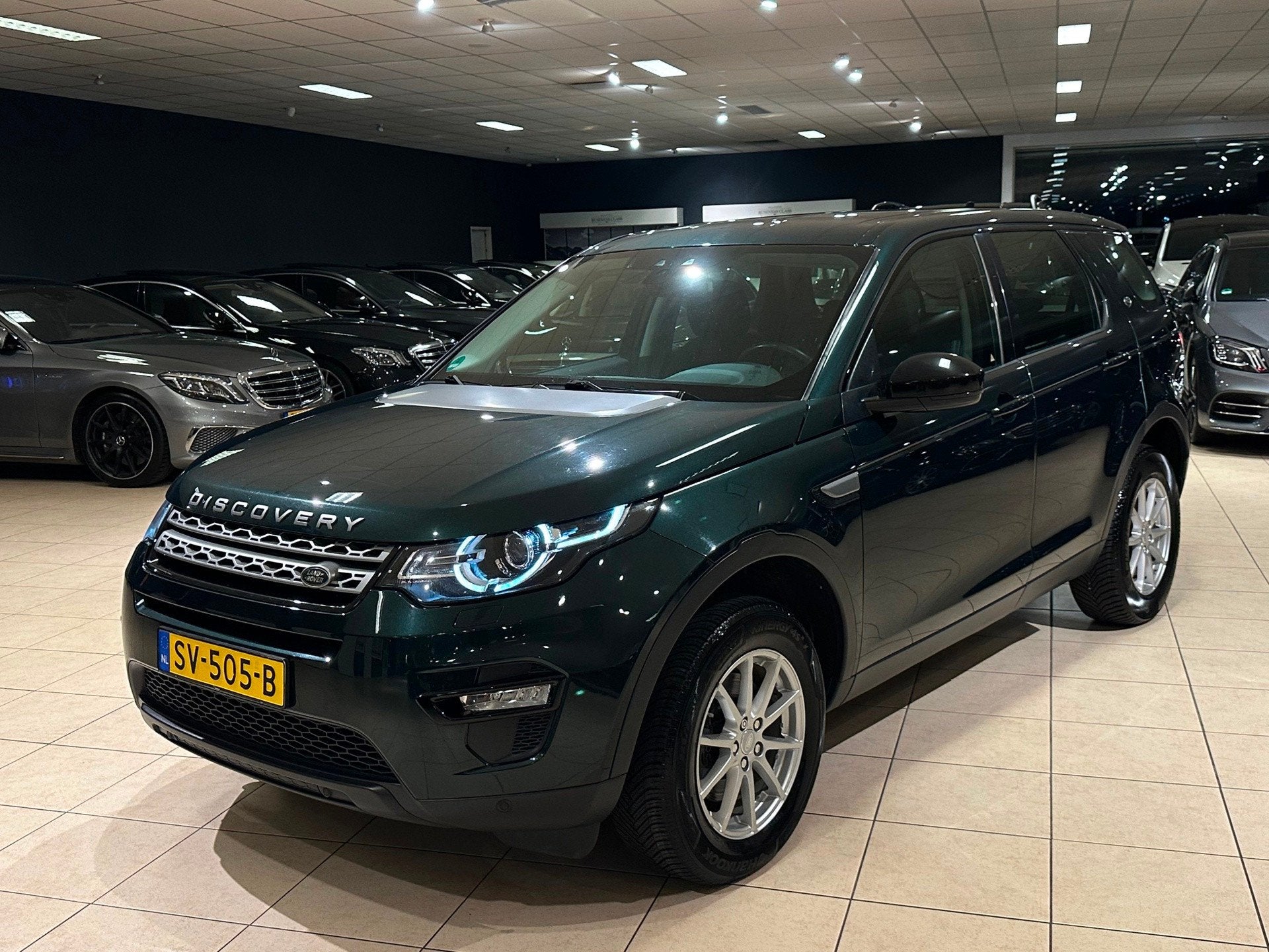 Land Rover Discovery Sport 2.0 TD4 Urban Series Pure|Trekhaa, Auto's, Automaat, Dealer onderhouden, Gebruikt, 4 cilinders