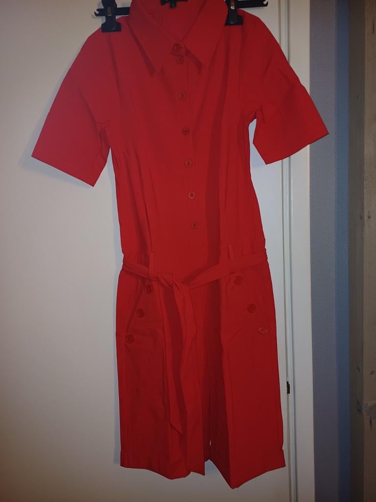 Mi Piace Travel Korte Jumpsuit Rood Maat S, Kleding | Dames, Jumpsuits, Nieuw, Maat 36 (S), Rood, Ophalen of Verzenden
