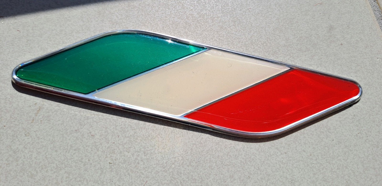 Italiaanse vlag embleem / sticker voor op de auto, Ophalen of Verzenden