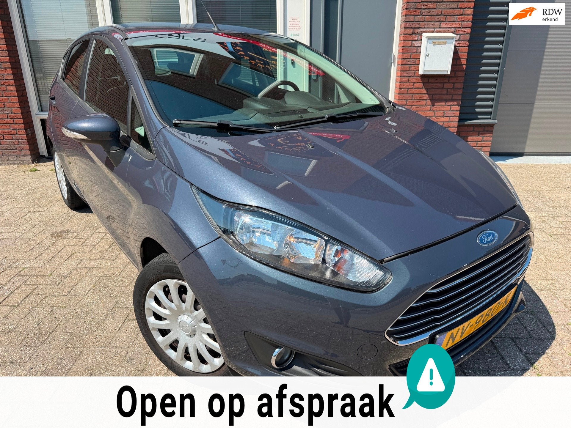 Ford Fiesta 1.0 Style / Navi / Airco / Stoelverw / 5DRS, Auto's, Ford, Voorwielaandrijving, Euro 5, Stof, 525 kg
