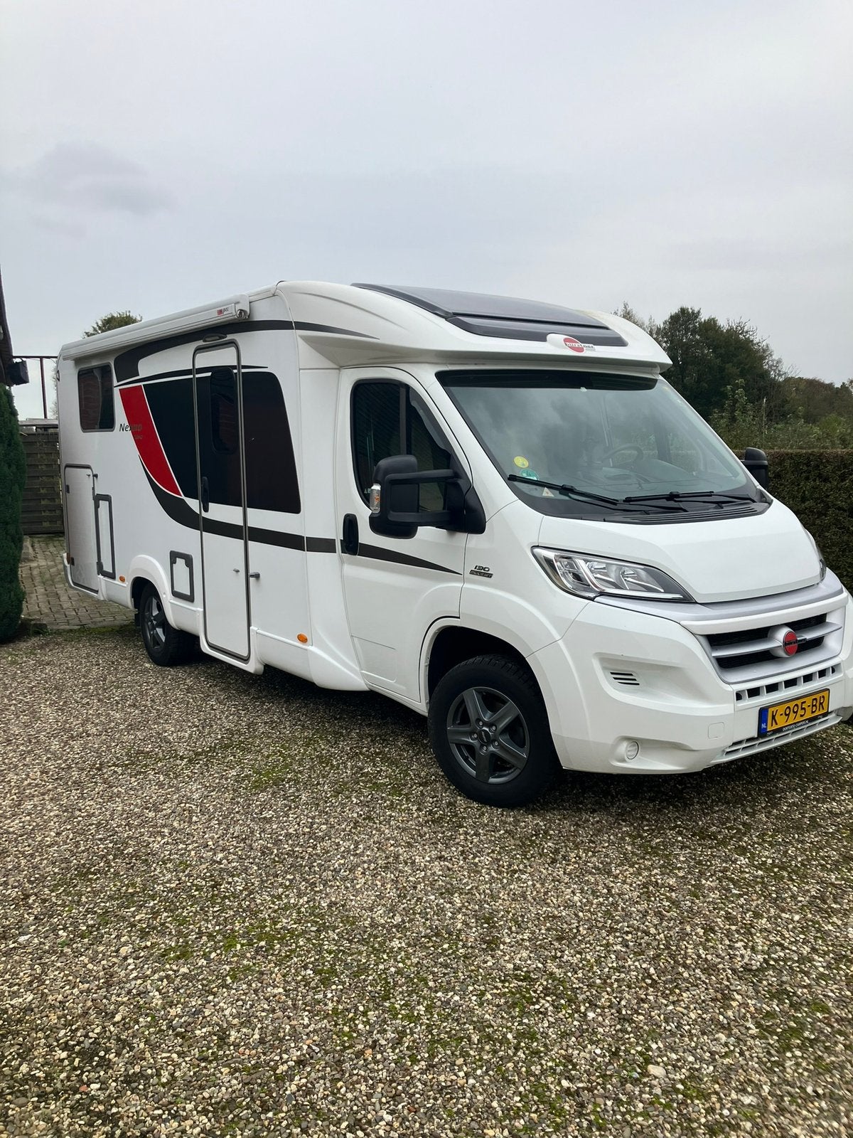Camper voor de liefhebber, Caravans en Kamperen, Particulier, Half-integraal