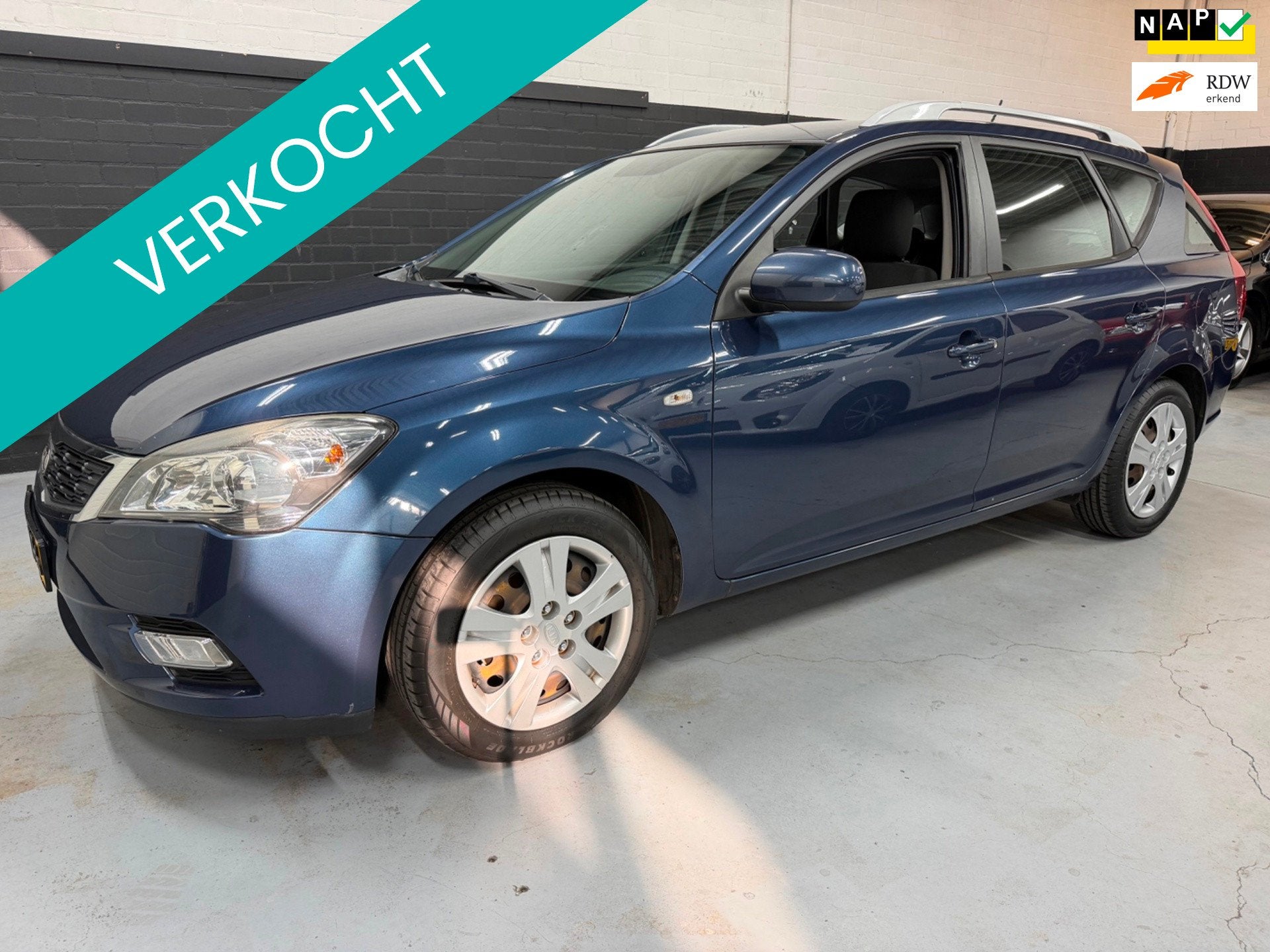 Kia Cee'd 1.4 CVVT X-ecutive Nap/Airco/APK 09-2027!