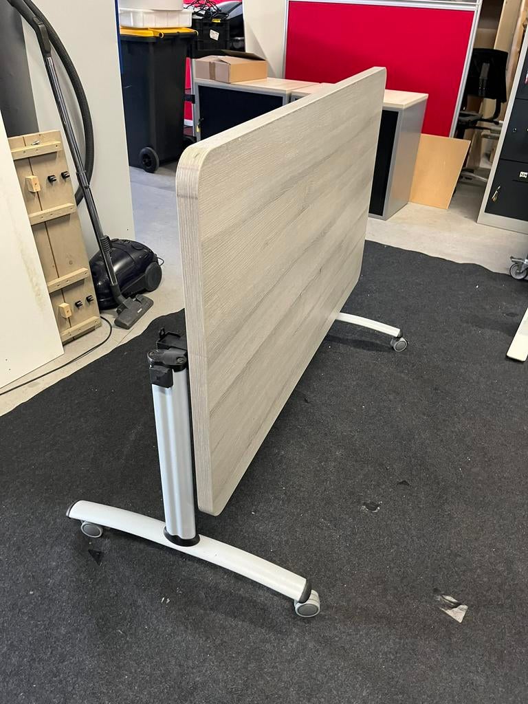 Klaptafel verrijdbaar 140x80, zwaar model, Overige typen, Gebruikt, Geen, Spaanplaat of MDF