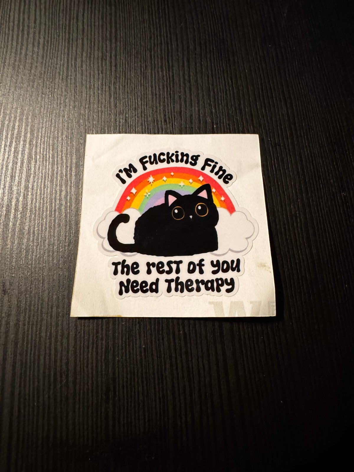 Grappige Kat Sticker: "I'm F***ing Fine" - 7x7,5 cm, Ophalen of Verzenden, Nieuw, Dier en Natuur
