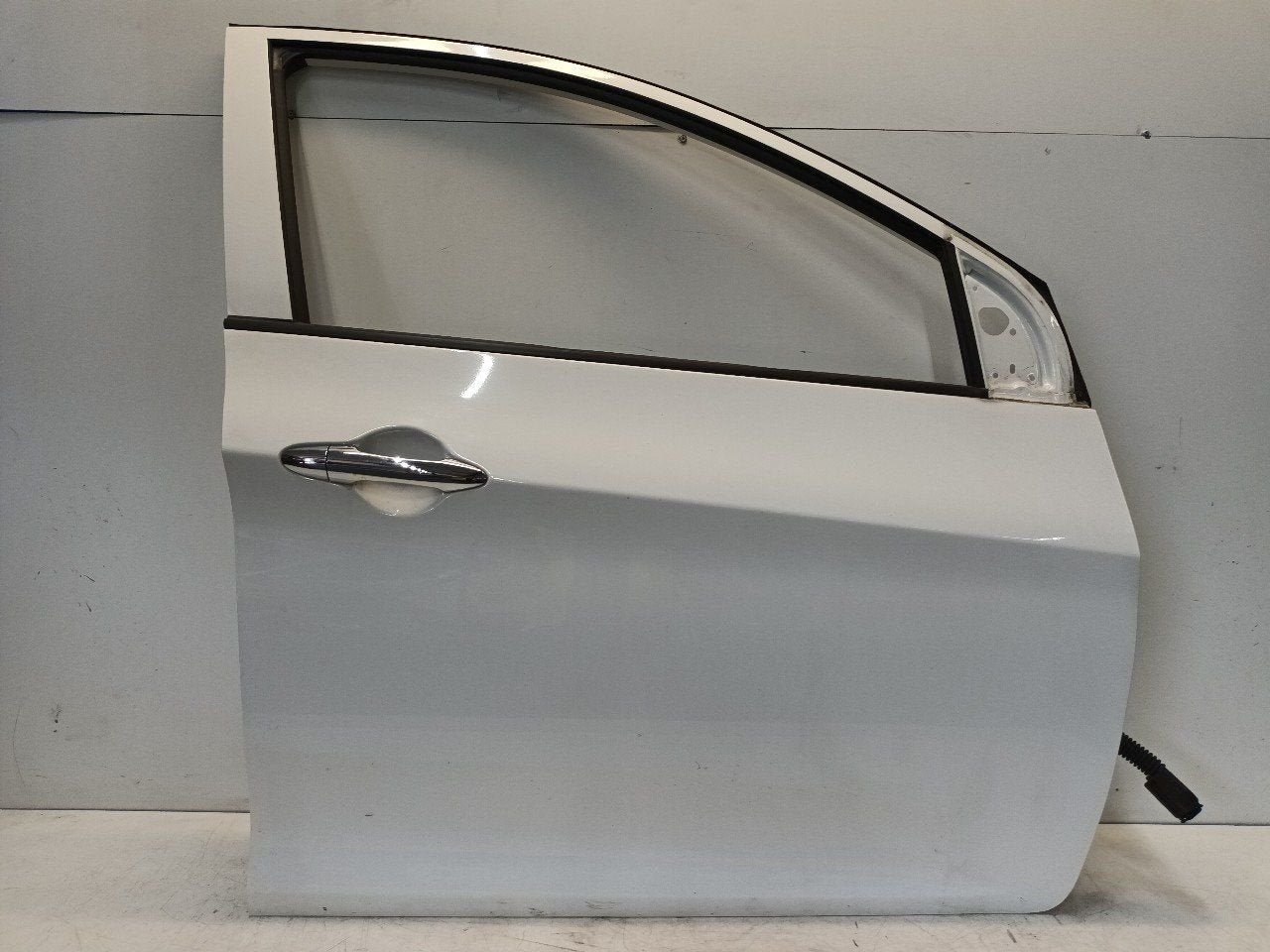 Portier rechts voor Kia Picanto, Onderdelen@venauto.nl, Van der Ven Autorecycling B.V., Ettenseweg 76, 4706 PB Roosendaal, The Netherlands