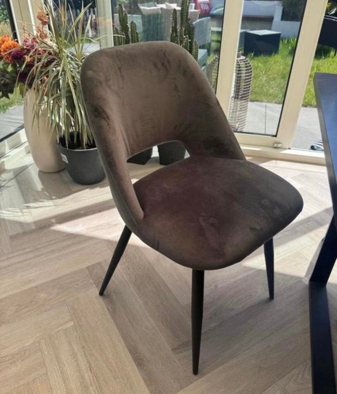 5 velvet stoelen - Zo goed als nieuw, Ophalen, 50 tot 100 cm, Zo goed als nieuw, Vier personen