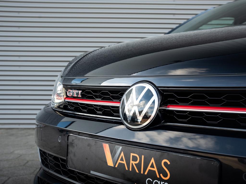 Volkswagen Polo 2.0 TSI GTI Pano Beats Navi Lane Camera VOL!, Auto's, Gebruikt, Zwart, 1984 cc, Zwart