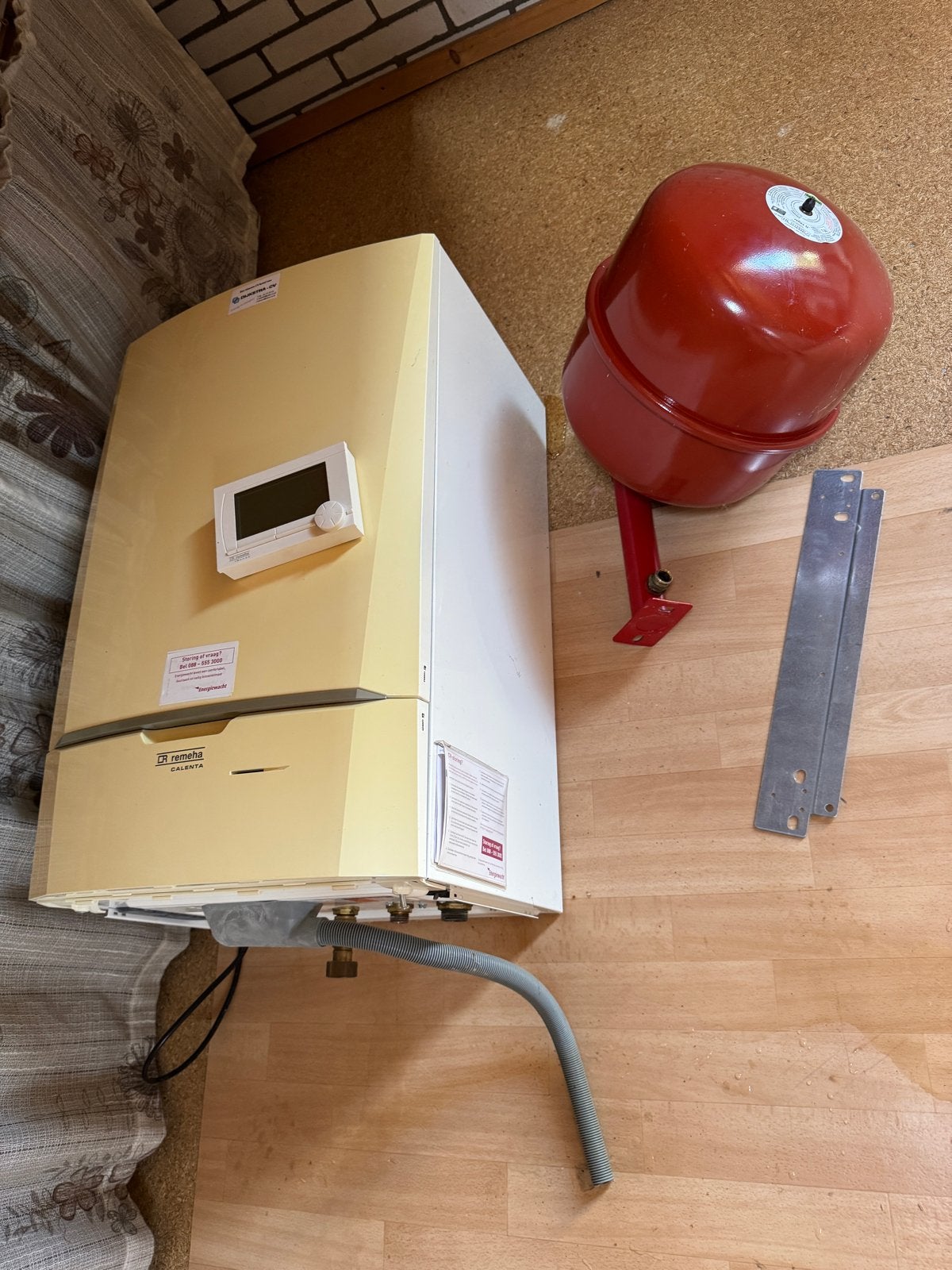 Remeha Calenta HR 107 CV-ketel met expansievat, Ophalen, Gebruikt, Hoog rendement (Hr), Cv-ketel of Combi-ketel