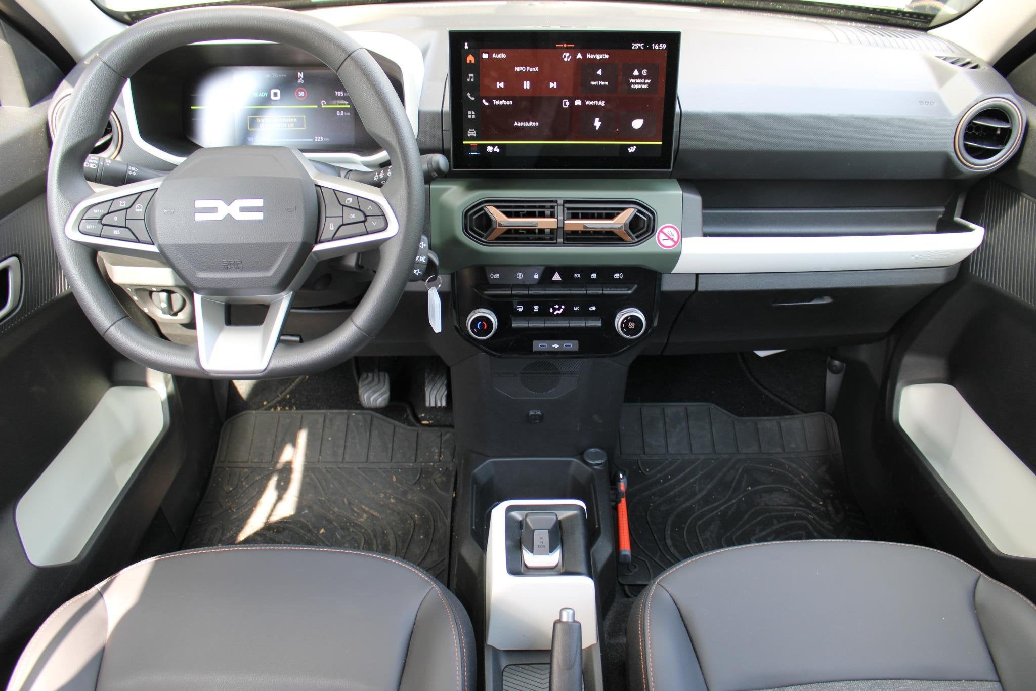 Dacia Spring Extreme 100 24.3 kWh | DEMO, Auto's, 970 kg, Stof, 225 km, Te koop