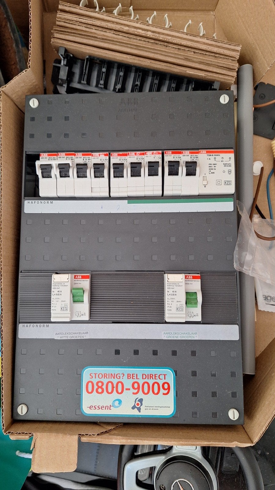 HAFONORM Groepenkast met ABB Aardlekschakelaars, Ophalen