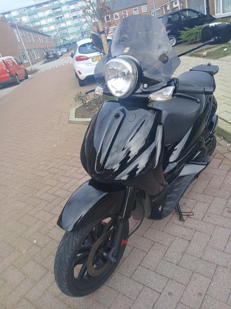 Piaggio Beverly 500cc  180cc 125cc 250cc 350cc, Ophalen