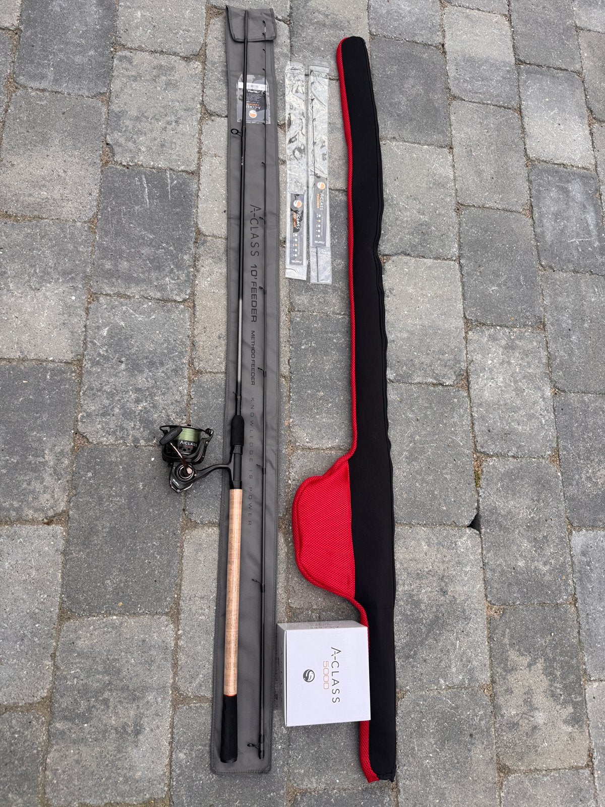 Guru A-Class Method Feeder 3.04m 0-40gr + Guru A-Class 5000, Watersport en Boten, Hengelsport | Witvissen, Ophalen, Zo goed als nieuw