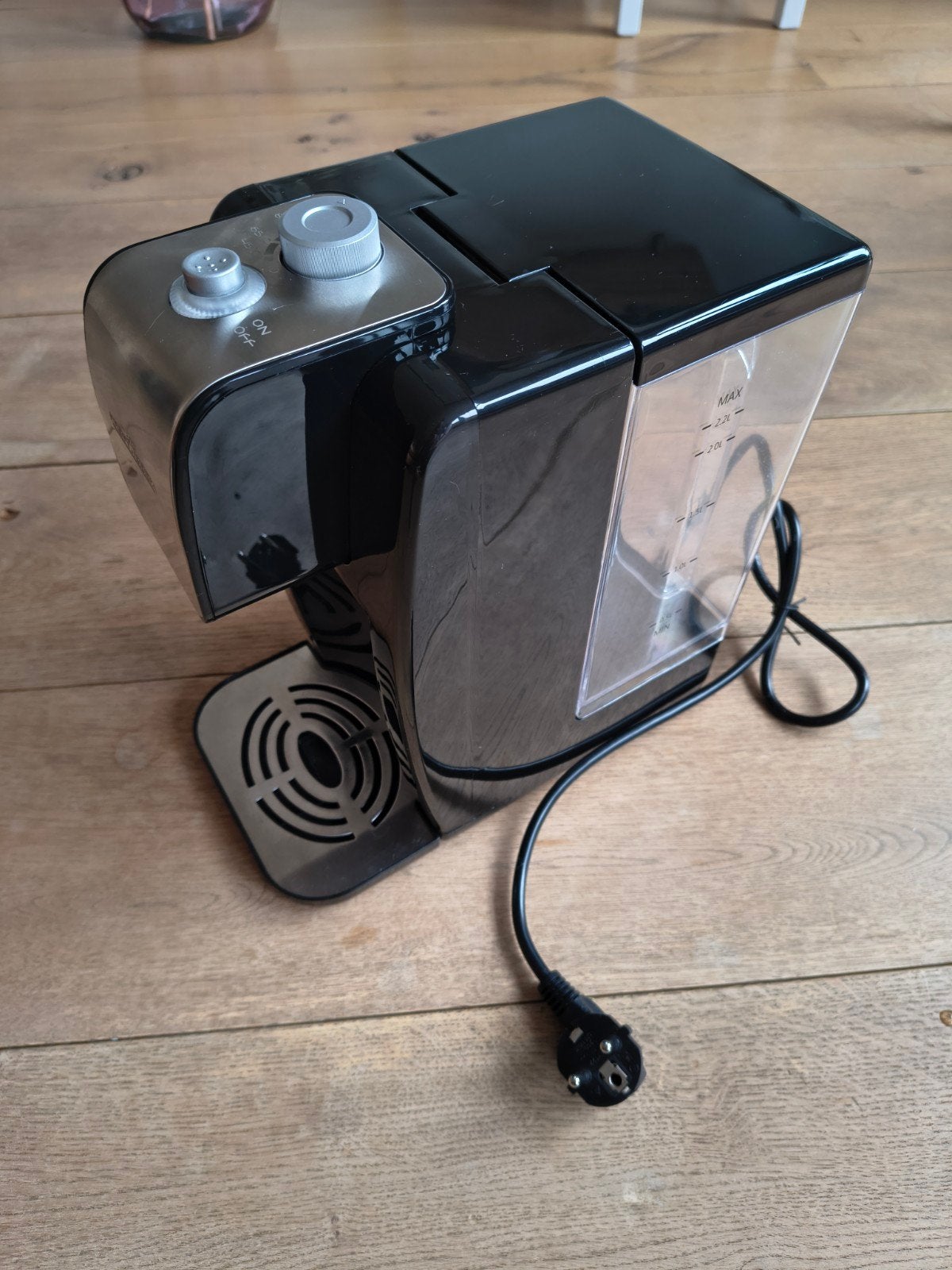 ProfiCook Heetwater Dispenser 2,2 liter - Zwart/RVS, Afneembaar waterreservoir, Overige modellen, Overige typen, 10 kopjes of meer