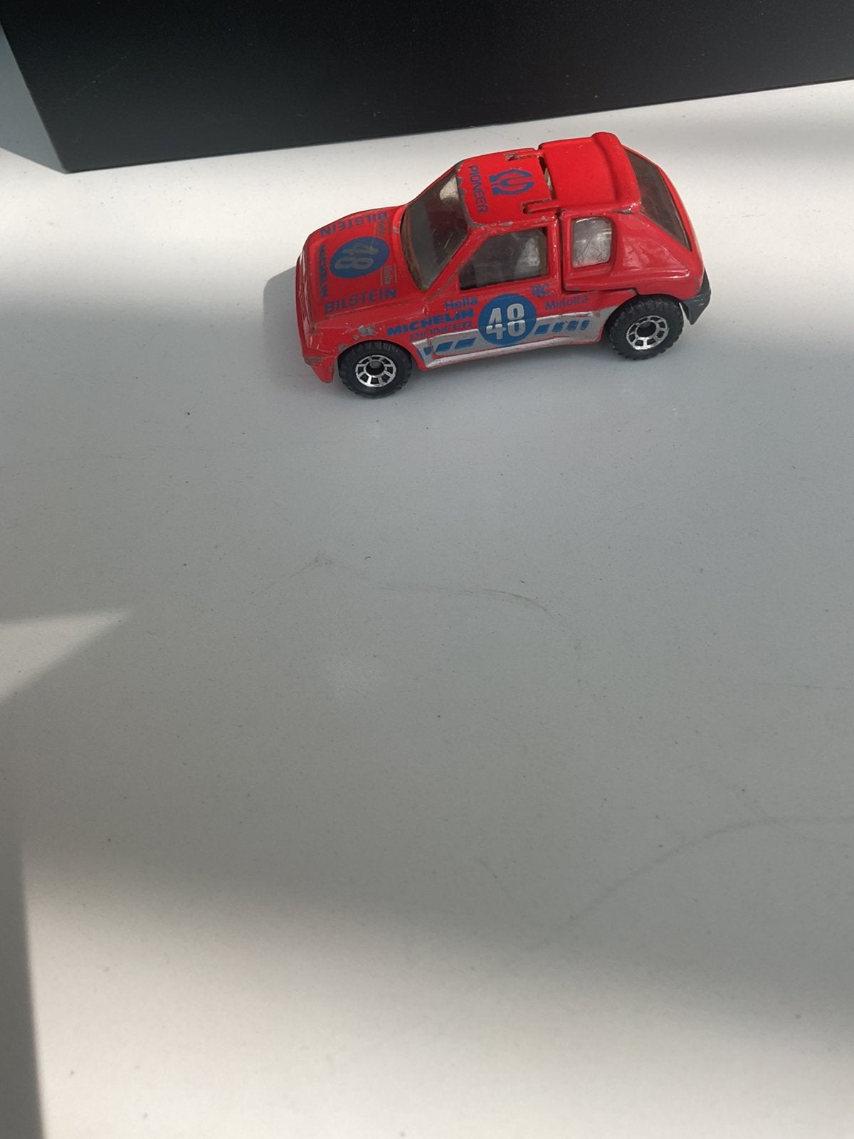 Peugeot 205 Turbo 16 motor achterin van Matchbox zeldzaam, Ophalen, Zo goed als nieuw, Auto, Matchbox