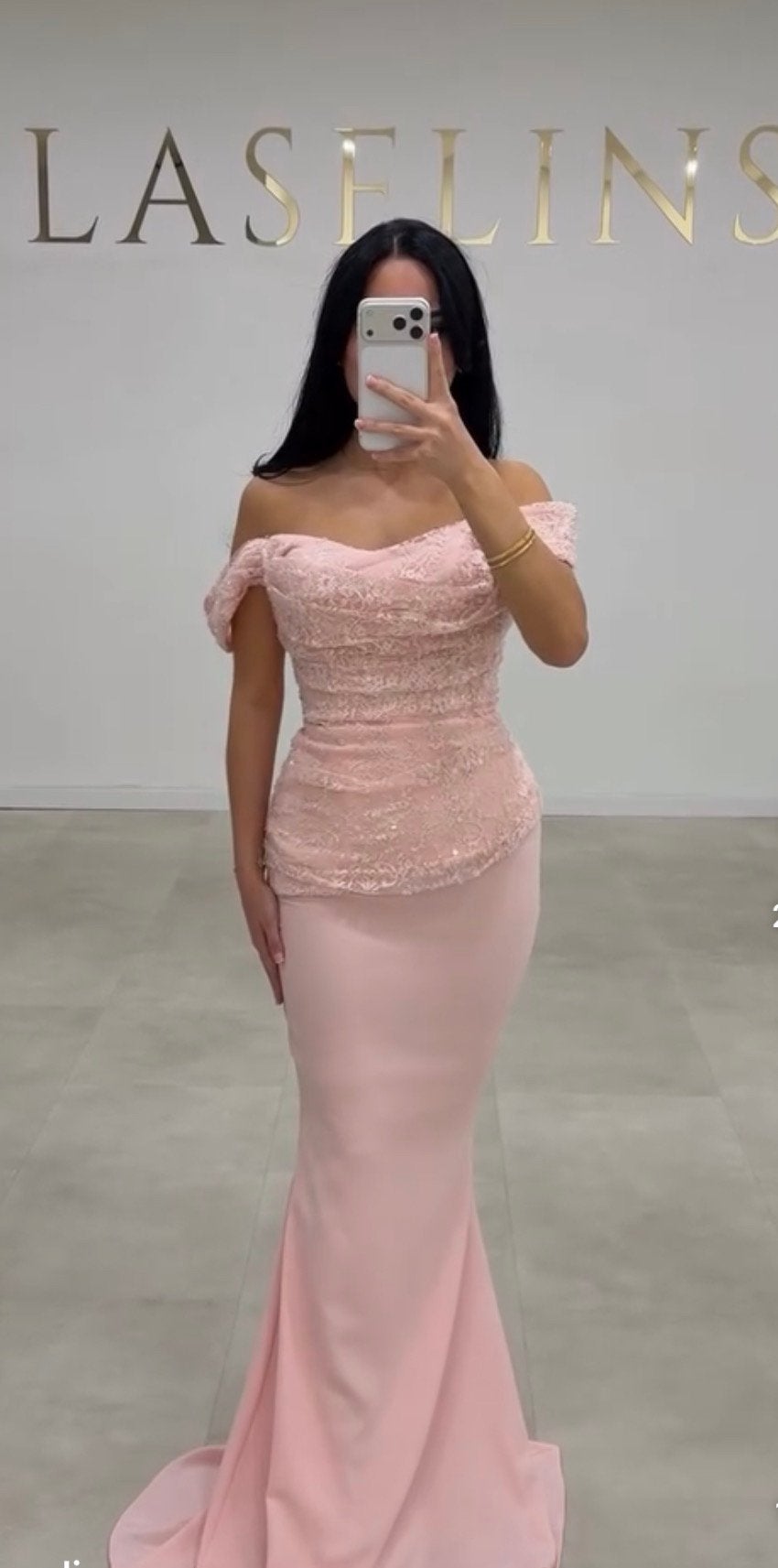 Elegante Roze Galajurk met Off-Shoulder Top, Galajurk, Ophalen of Verzenden, Zo goed als nieuw, Roze