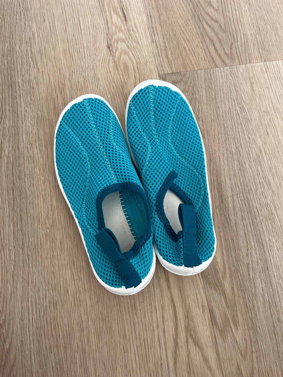 Tribord waterschoenen maat 28 Nooit gedragen, Ophalen of Verzenden, Nieuw, Kind, Zeil- of Surfschoenen