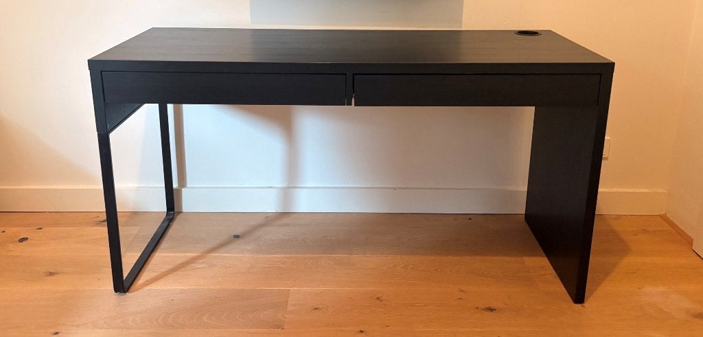 IKEA bureau Micke 142x50cm (nieuw EUR 129), Ophalen, Zwart, Gebruikt, Hout