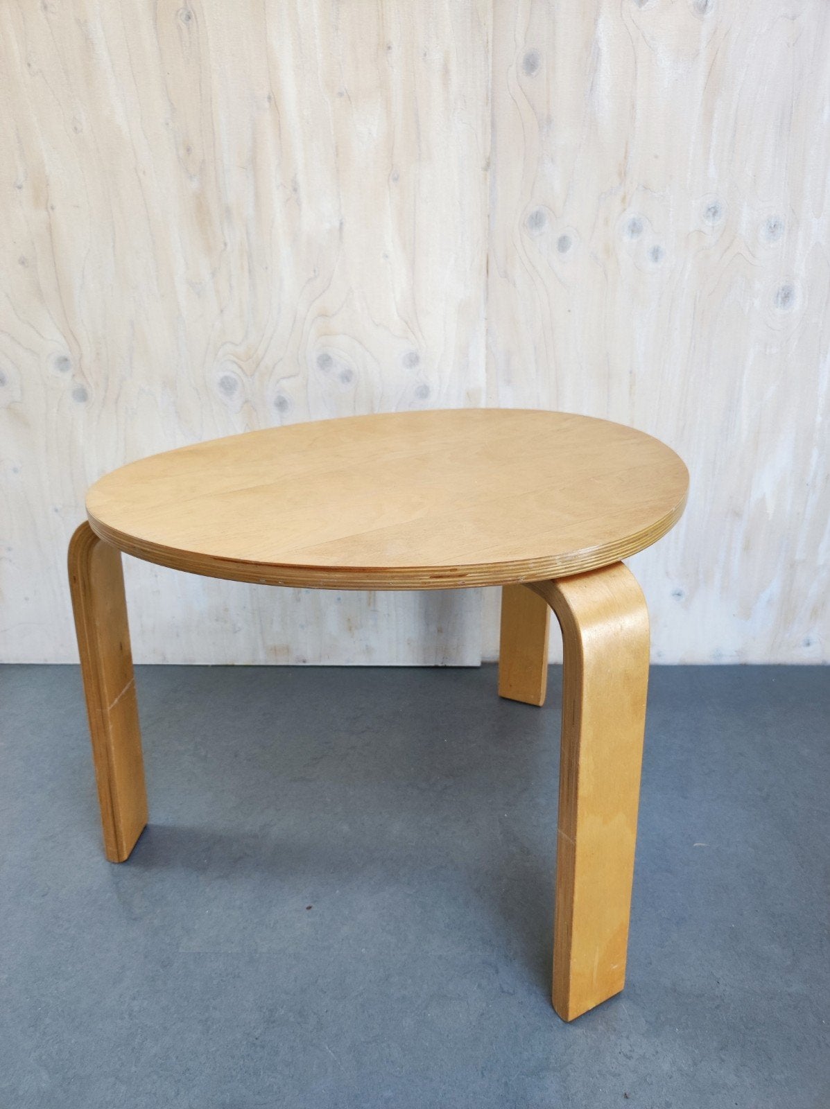 Ikea Svalsta bijzettafel, Huis en Inrichting, Ophalen, Gebruikt, Rond, Minder dan 55 cm