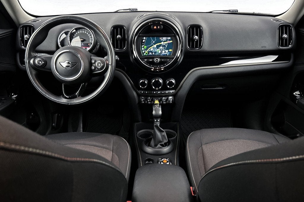 MINI Countryman 1.5 Cooper S E ALL4 Chili | Leder | Stoelver, Stof, Gebruikt, Euro 6, Zwart