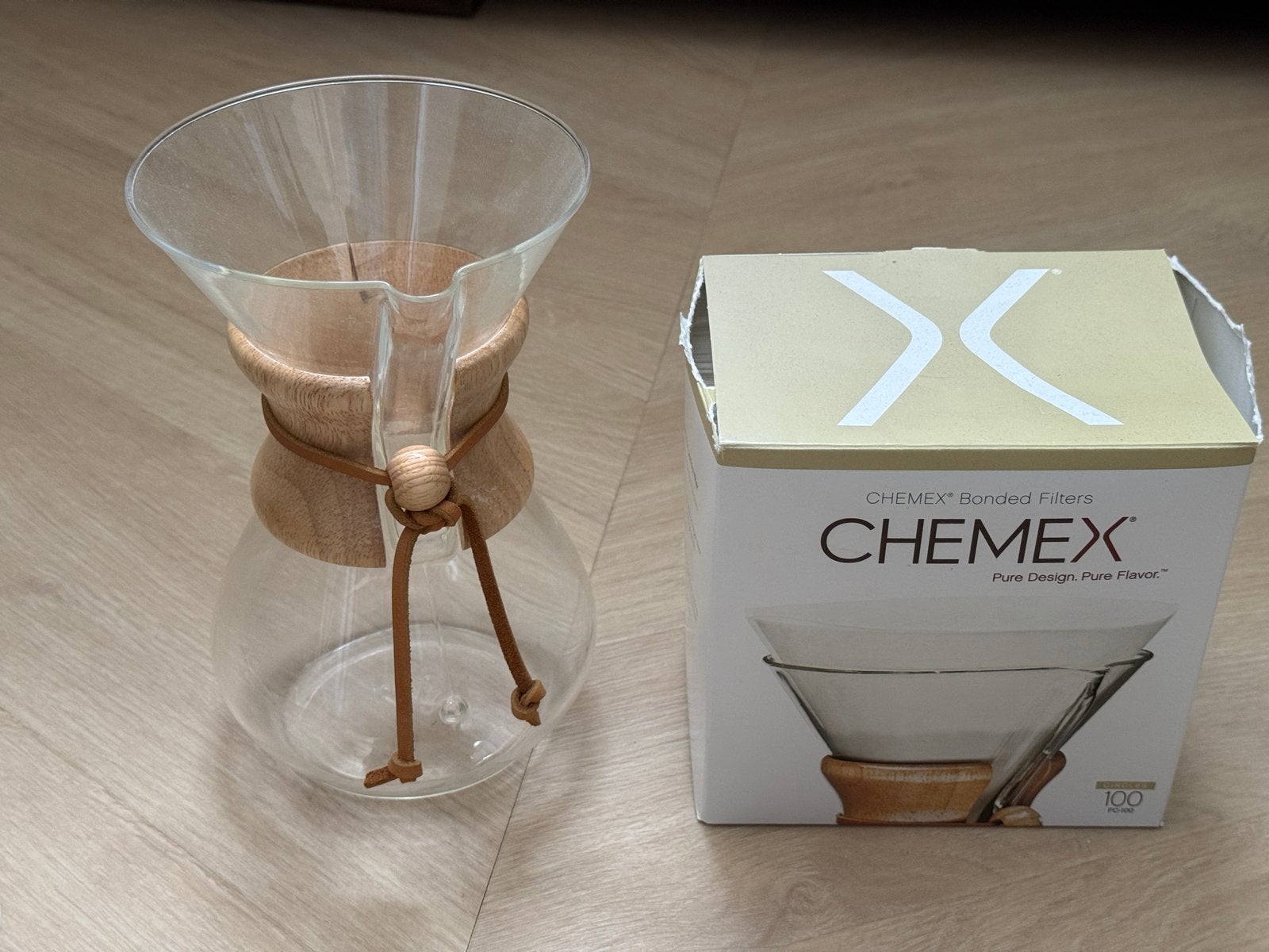 Chemex classic (6) incl veel filters, Ophalen, Zo goed als nieuw, Koffiemachine