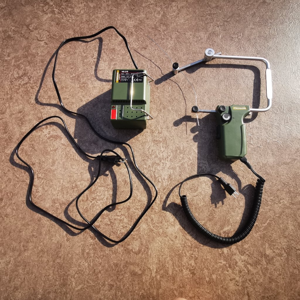 Proxxon Thermocut 12/E + MICROMOT mains adapter NG 2/E, Verzenden, Zo goed als nieuw, Groter dan 1:35, Diorama