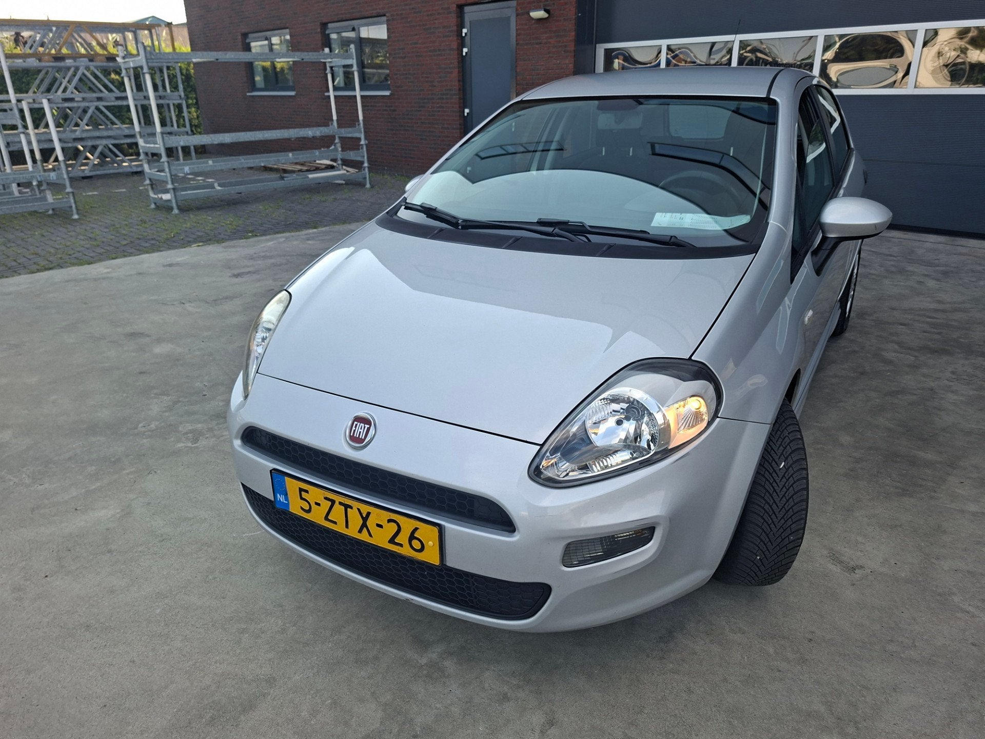 Fiat Punto Evo 1.3 M-Jet Street 5 deurs Airco/LMV APK 6-2027, Voorwielaandrijving, Euro 5, Stof, Gebruikt