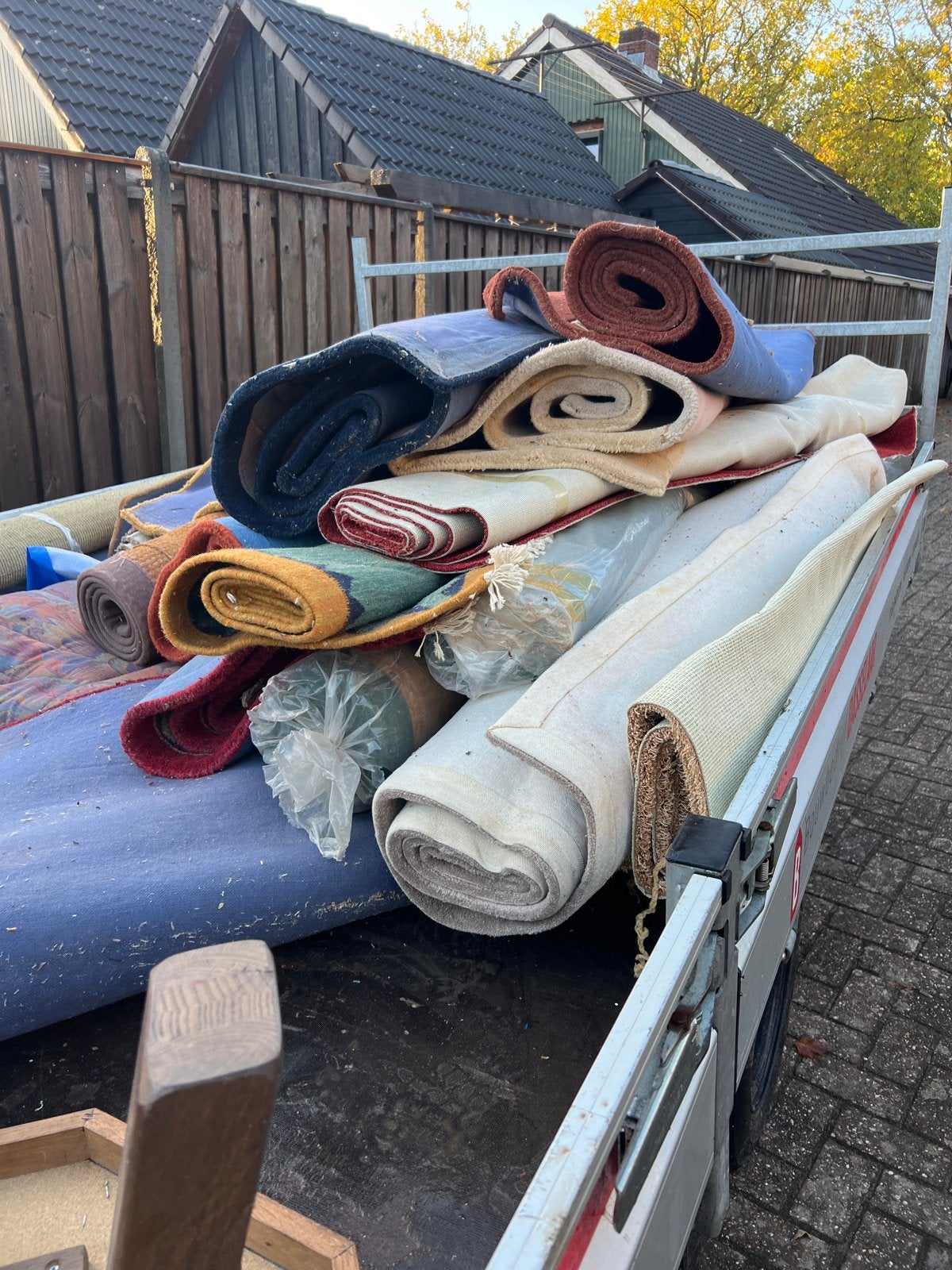 Vloerkleden gratis af te halen vandaag anders is het weg, Ophalen, Gebruikt, Blauw, 200 cm of meer