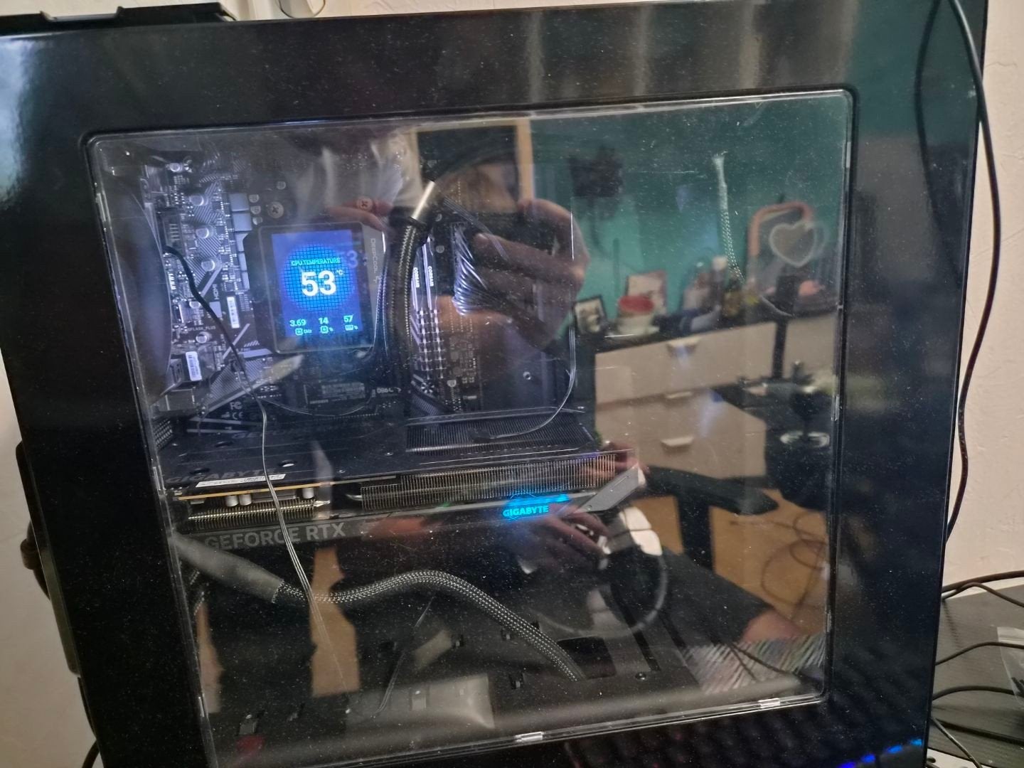 Gaming PC: AMD Ryzen 7 5700, RTX 5060, 16GB RAM, 500GB NVME, Ophalen, AMD Ryzen 7 5700, 500GB NVME, Zo goed als nieuw