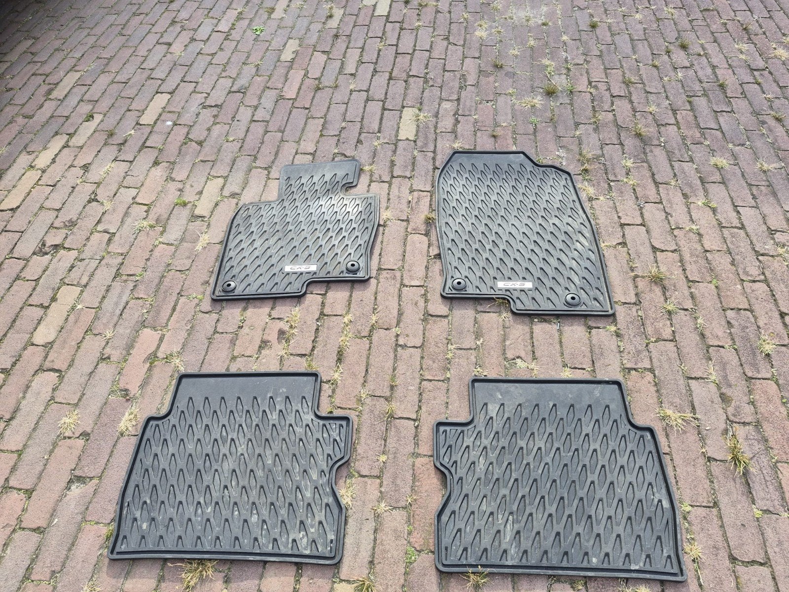 Originele Mazda CX-5 rubberen matten en kofferbakmat, Auto diversen, Ophalen, Gebruikt