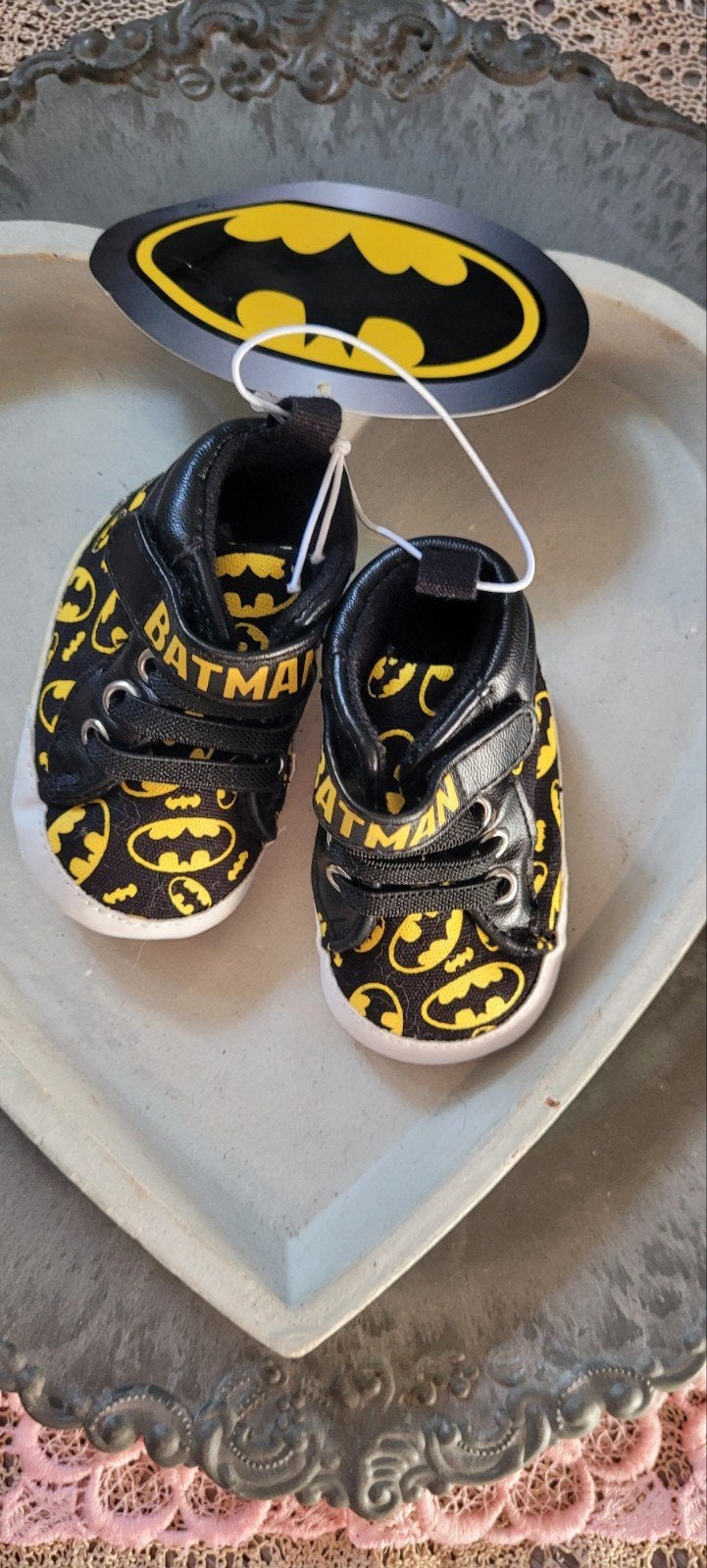 Nieuwe Batman babyschoentjes - Maat 17, Kinderen en Baby's, Schoentjes, Nieuw, Ophalen of Verzenden, Primark
