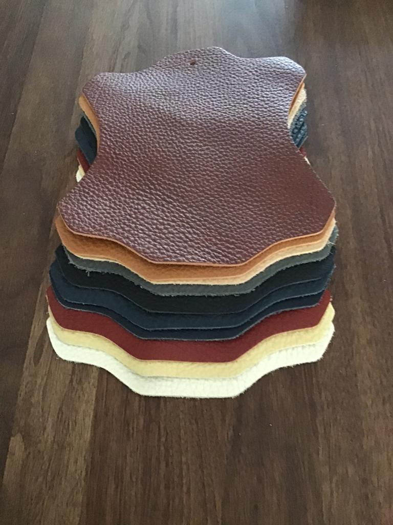 Lapjes leer (leerstalen), Overige kleuren, Leer of Kunstleer, Ophalen of Verzenden, Zo goed als nieuw