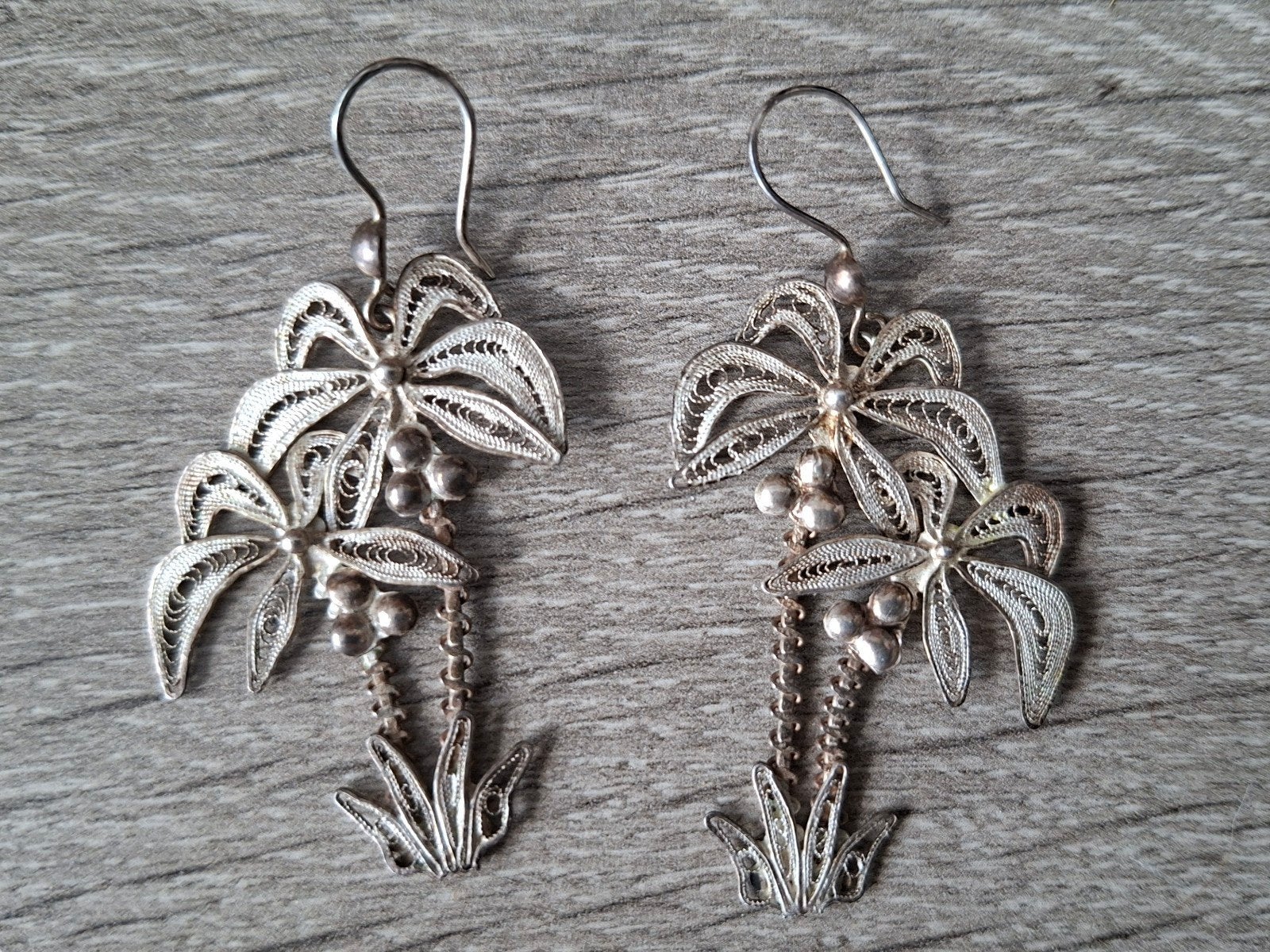 Vintage jaren 50 60 filigrain oorbellen palmbomen, Ophalen of Verzenden, Zo goed als nieuw, Zilver, Zilver
