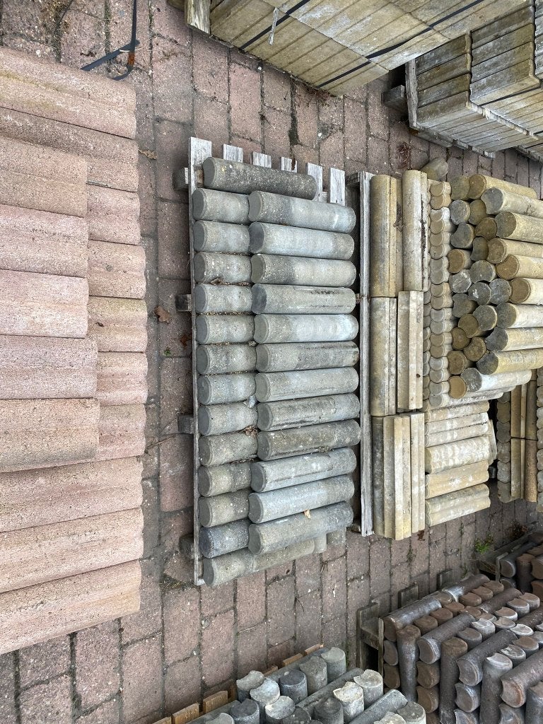 Palissade Rond Grijs 8x35 cm 32x Stukprijs: €2,20!, Tuin en Terras, Bielzen en Borders, Ophalen, 25 tot 50 cm, Blok, Nieuw