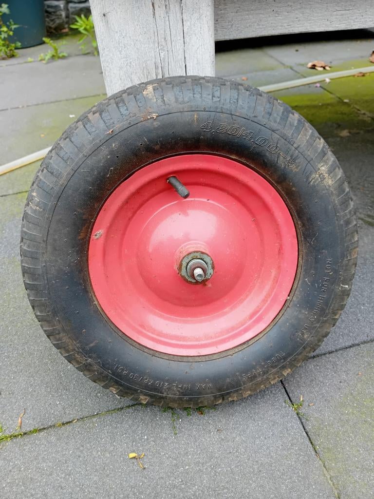 Kruiwagen wiel., Ophalen of Verzenden, Gebruikt